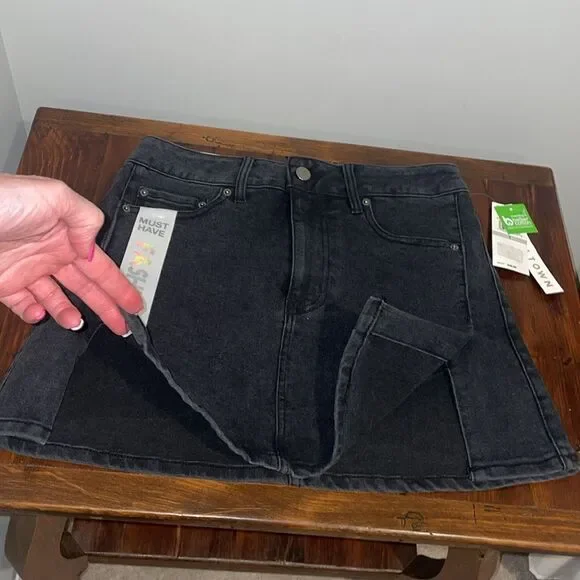 NWT Tinseltown Jean Mini Skirt Size 1 - Picture 2 of 10